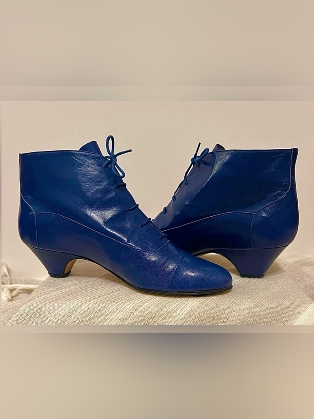 VTG 60s Town & Country Blue Leather Lace Up Victorian Ankle Boots Italy 7M